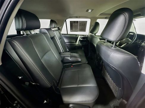 Used 2017 Toyota 4Runner Limited image 11