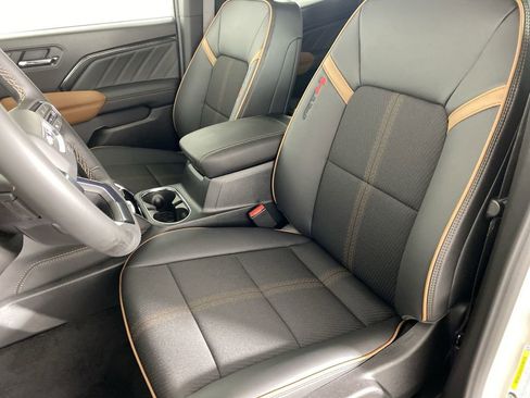 New 2026 GMC Canyon AT4 image 20