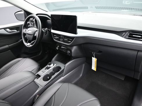 New 2025 Ford Escape SE w/ PHEV Premium Package image 32