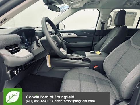 New 2026 Ford Explorer Active image 24