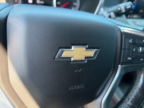 Used 2021 Chevrolet Blazer LT w/ Sound & Technology Package AWD/4WD image 18