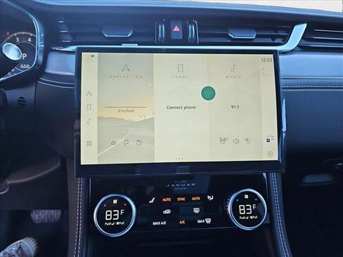 New 2025 Jaguar F-PACE R-Dynamic S image 21