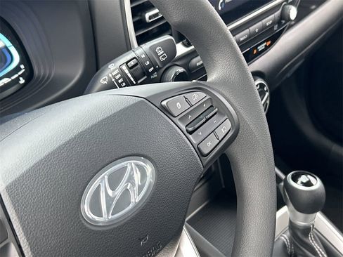 New 2026 Hyundai Venue SE image 23