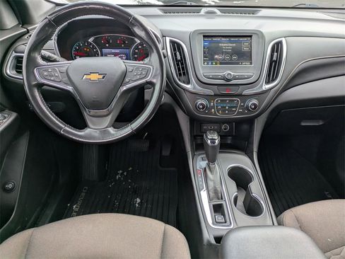 Used 2019 Chevrolet Equinox LT image 16
