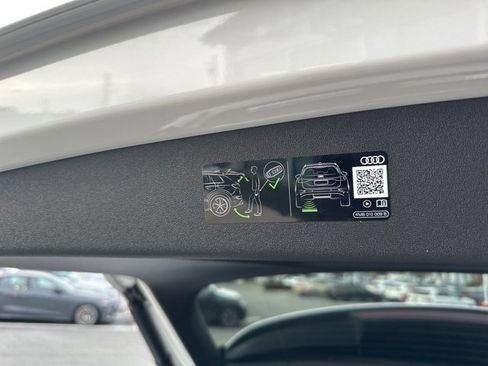 New 2025 Audi Q5 Premium Plus image 16