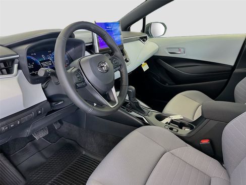 New 2026 Toyota Corolla SE image 9