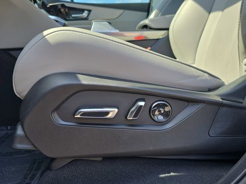 Used 2023 Acura MDX SH-AWD w/ Technology Package image 31