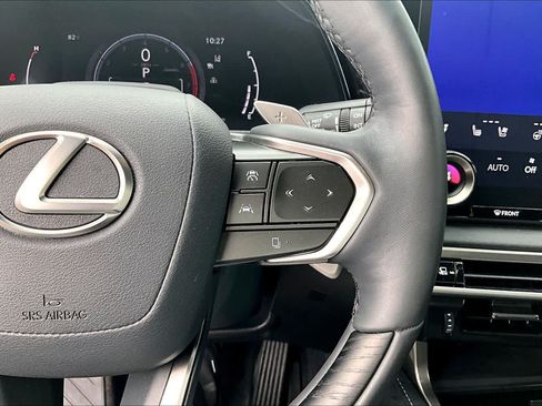 Used 2024 Lexus RX 350 FWD w/ Convenience Package image 22