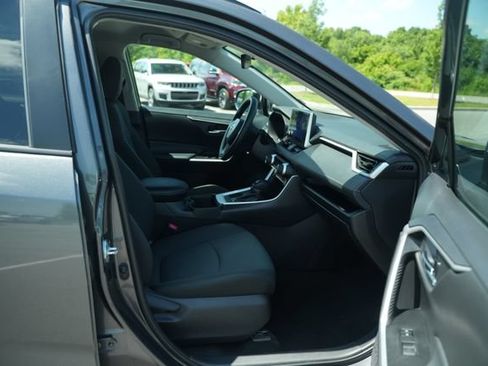 Used 2024 Toyota RAV4 XLE FWD image 20