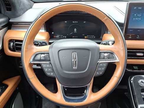 Certified 2023 Lincoln Nautilus Black Label AWD/4WD image 20