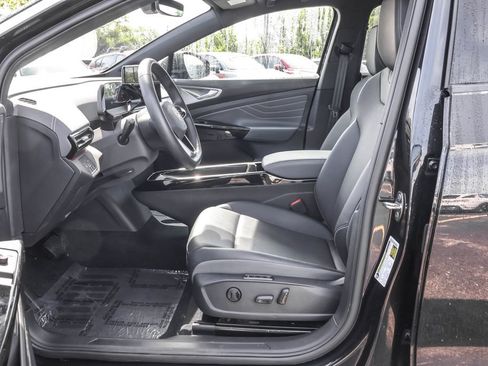 Certified 2023 Volkswagen ID.4 Pro S Plus AWD/4WD image 4