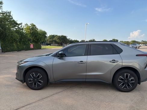 Used 2026 Toyota bZ FWD image 5