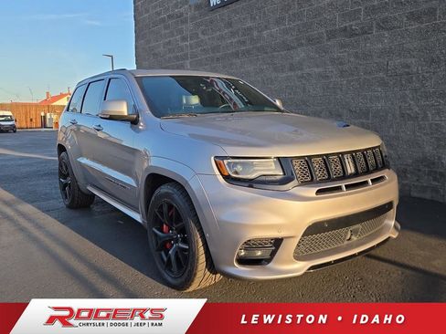 Used 2017 Jeep Grand Cherokee SRT image 1