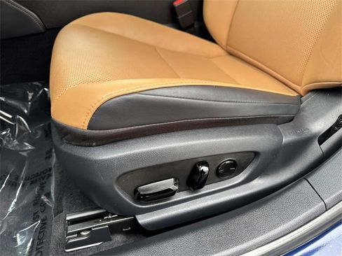 Certified 2023 Lexus ES 350 w/ Premium Package image 19