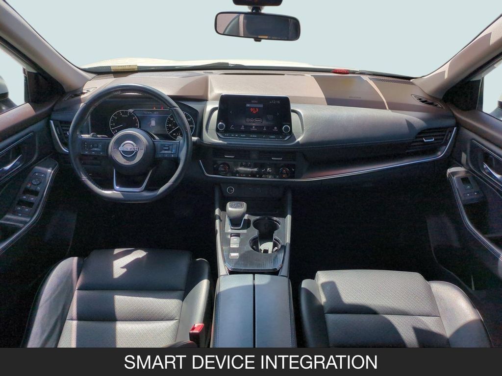 Certified 2023 Nissan Rogue SV w/ SV Premium B Package FWD image 13