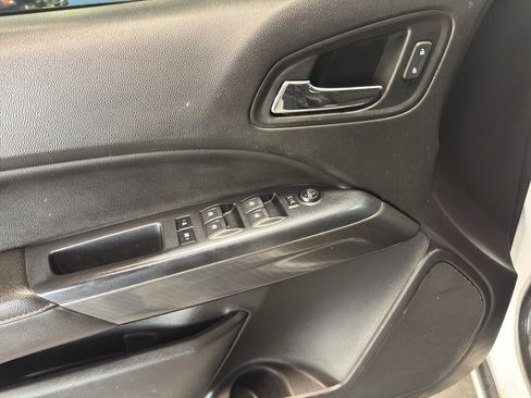 Used 2021 GMC Canyon AT4 image 9