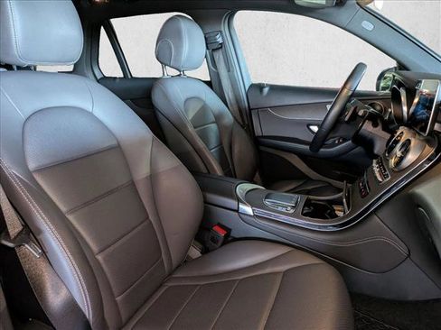 Certified 2020 Mercedes-Benz GLC 300 image 20