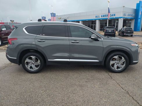 Used 2022 Hyundai Santa Fe SEL w/ Convenience Package FWD image 9