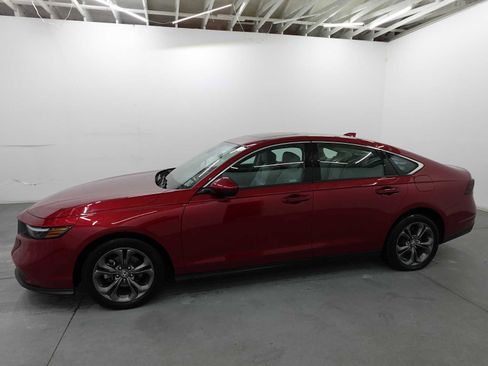 Certified 2024 Honda Accord EX image 8