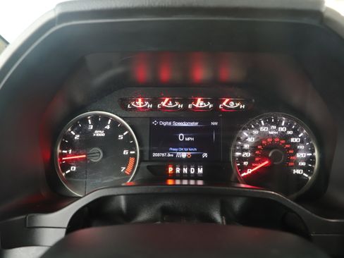 Used 2017 Ford F150 Raptor w/ Equipment Group 801A Mid image 17