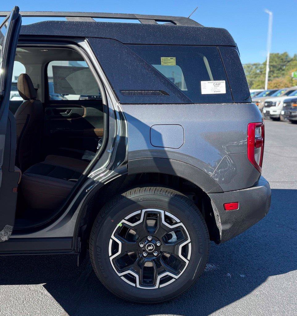 New 2026 Ford Bronco Sport Outer Banks w/ Outer Banks Tech Package+ AWD/4WD image 28