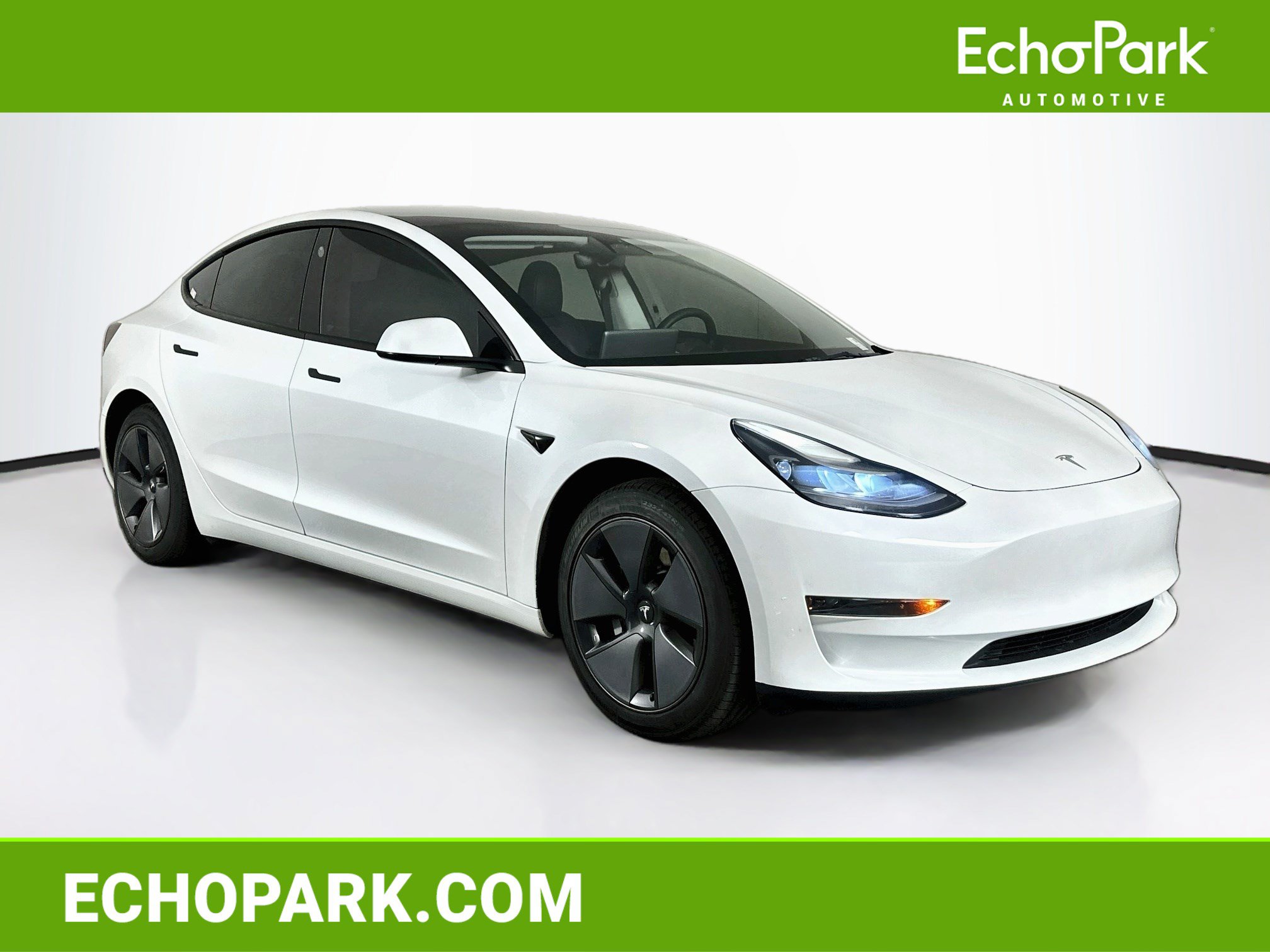 Used 2023 Tesla Model 3 Standard Range RWD image 1