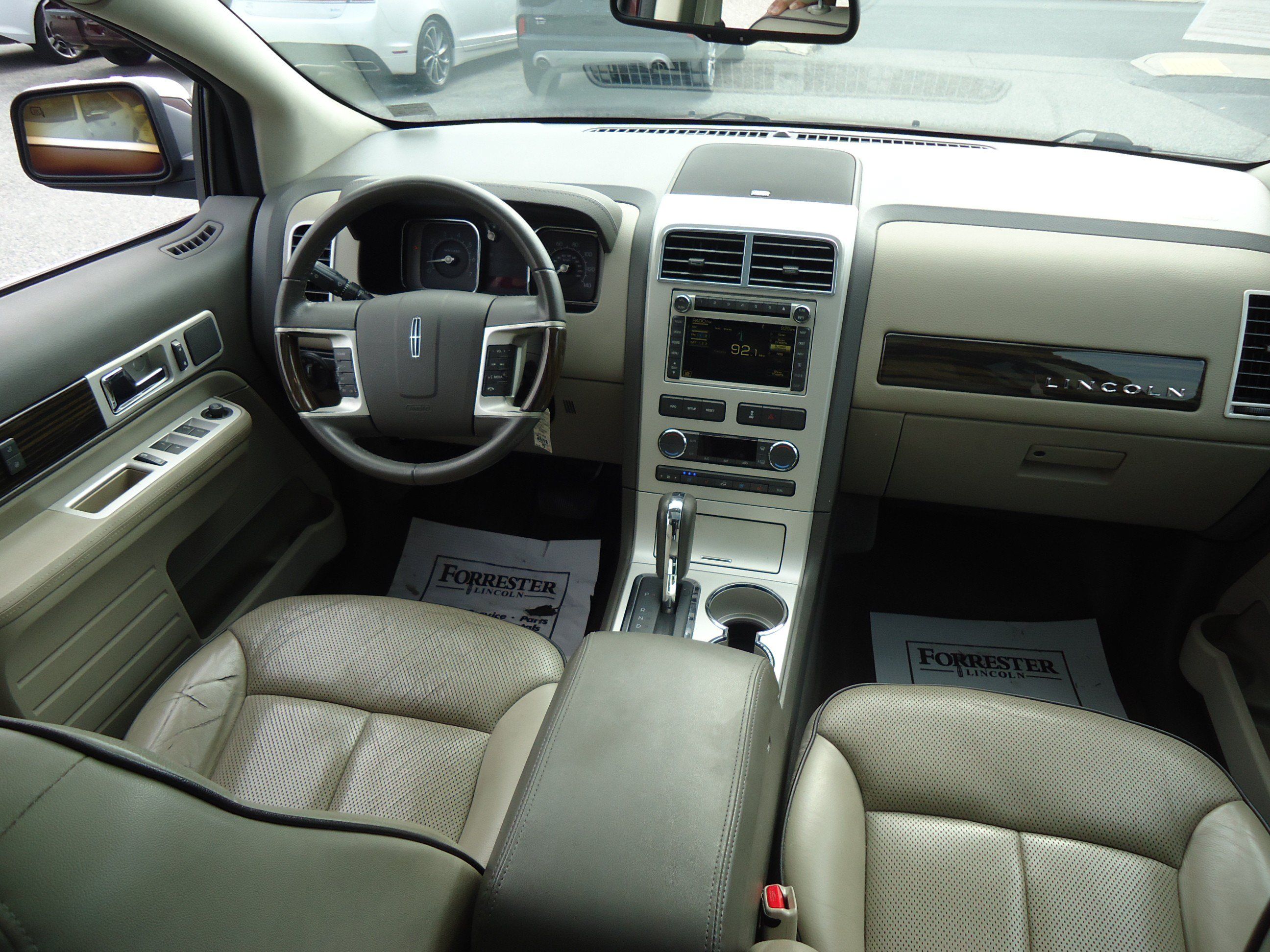 Used 2009 Lincoln MKX AWD image 11