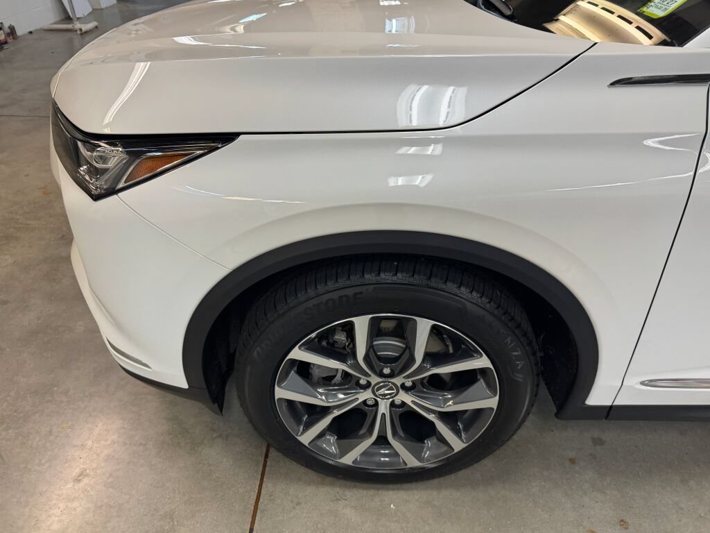 Certified 2024 Acura MDX w/ Technology Package AWD/4WD image 10