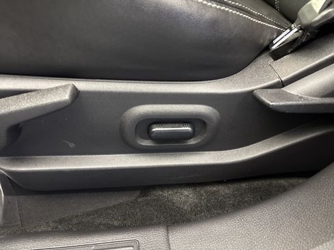 Used 2010 Ford Edge SEL AWD/4WD image 13