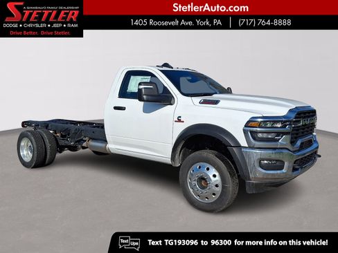 New 2026 RAM 5500 Tradesman w/ Chrome Appearance Group image 1