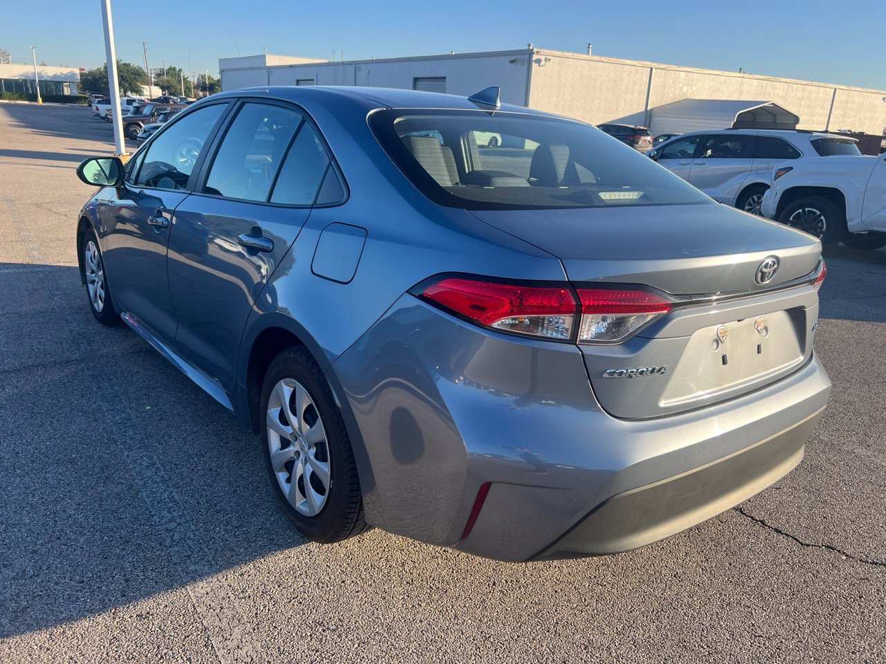 Used 2024 Toyota Corolla LE FWD image 6