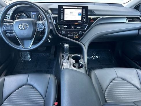 Used 2024 Toyota Camry SE image 15