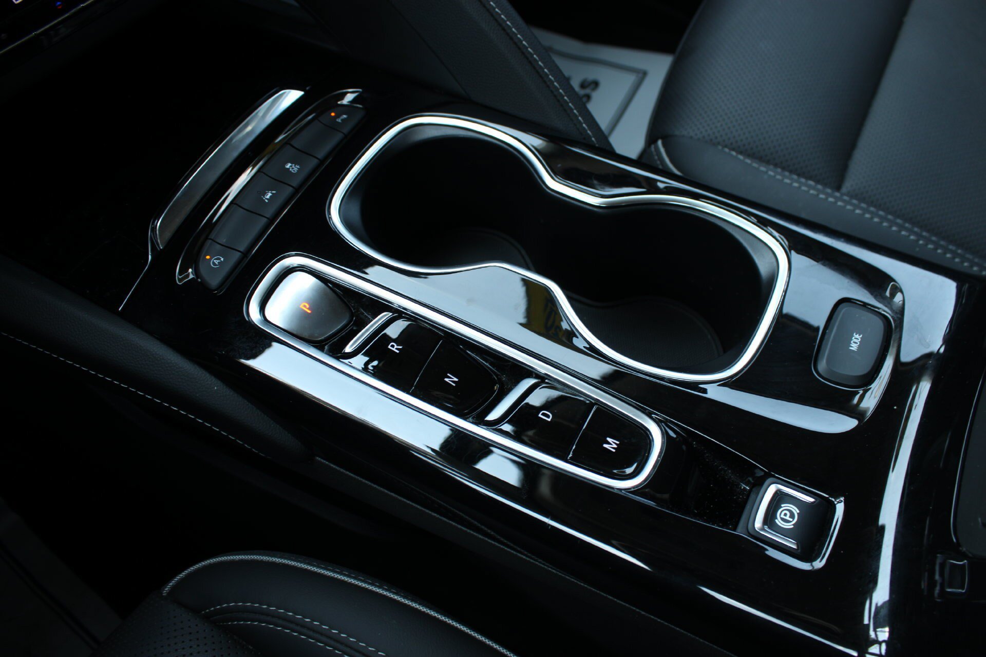 Used 2023 Buick Envision Essence FWD image 43