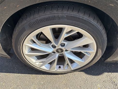 Used 2022 Audi A5 2.0T Premium image 7