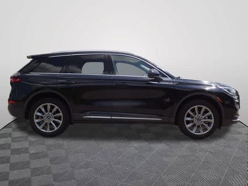 Used 2022 Lincoln Corsair AWD w/ Premium Package image 4