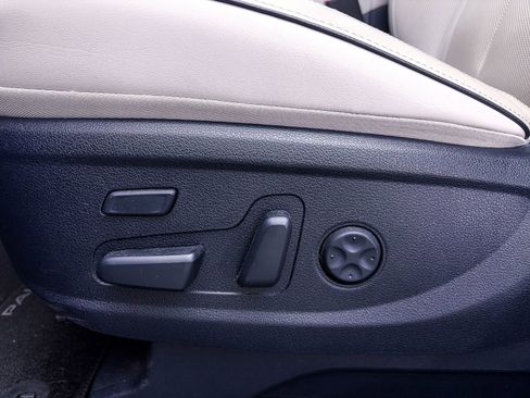 Used 2021 Hyundai Palisade Limited w/ Cargo Package image 18