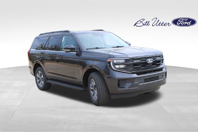 New 2027 Ford Expedition Active RWD image 2