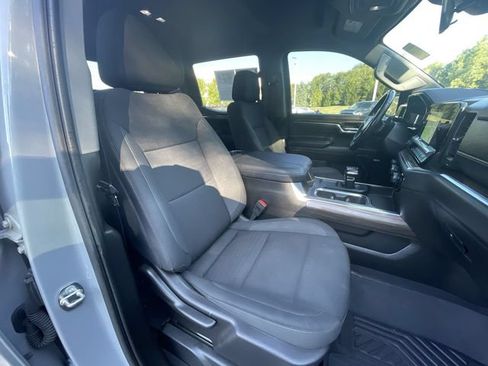 Used 2024 Chevrolet Silverado 1500 RST AWD/4WD image 29