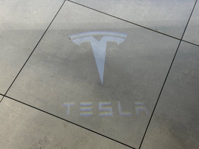 Used 2022 Tesla Model Y Performance AWD/4WD image 18