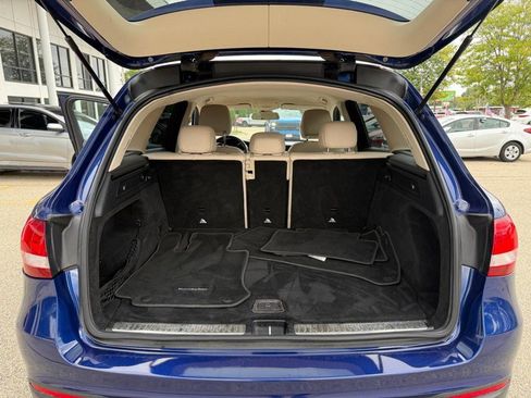 Used 2017 Mercedes-Benz GLC 300 w/ Premium 1 Package image 13