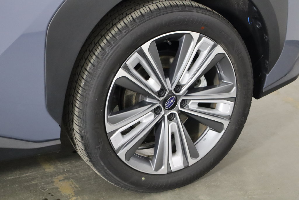 Used 2023 Subaru Solterra AWD image 38