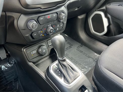 Used 2020 Jeep Renegade Sport AWD/4WD image 37