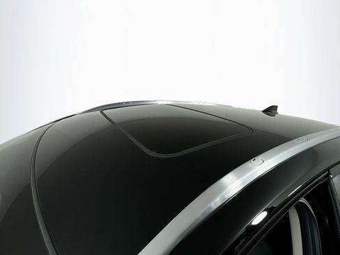 Used 2022 Honda HR-V EX image 9