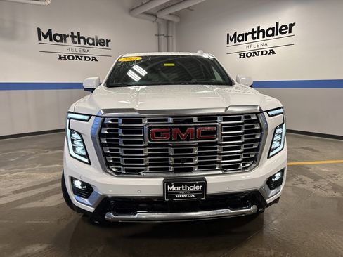 Used 2025 GMC Yukon XL Denali image 2