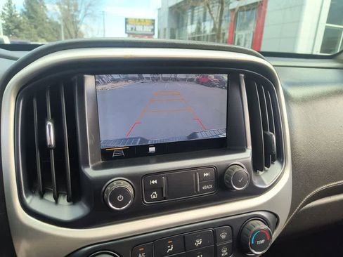 Used 2019 GMC Canyon SLE image 17