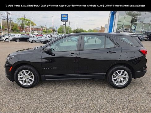 Used 2023 Chevrolet Equinox LS FWD image 6