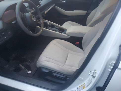 Used 2023 Honda Accord LX image 5