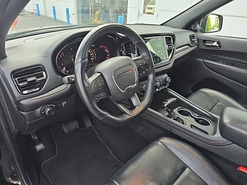 Used 2024 Dodge Durango GT image 10