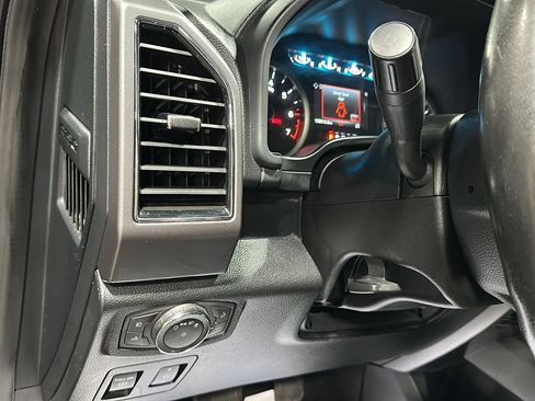 Used 2019 Ford F150 XLT w/ Equipment Group 302A Luxury AWD/4WD image 25