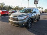 Used 2016 Toyota Highlander XLE image 3